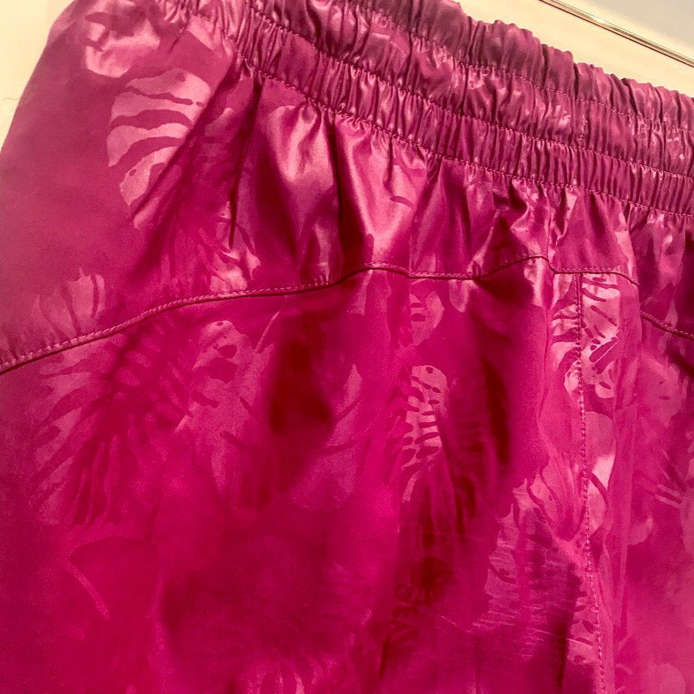 Athleta Racer Run Shorts - Palm Leaf Print - Picture 7 of 8